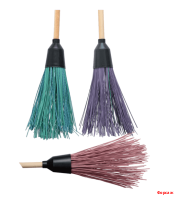 Метла пластик. круглая с дерев. черенком